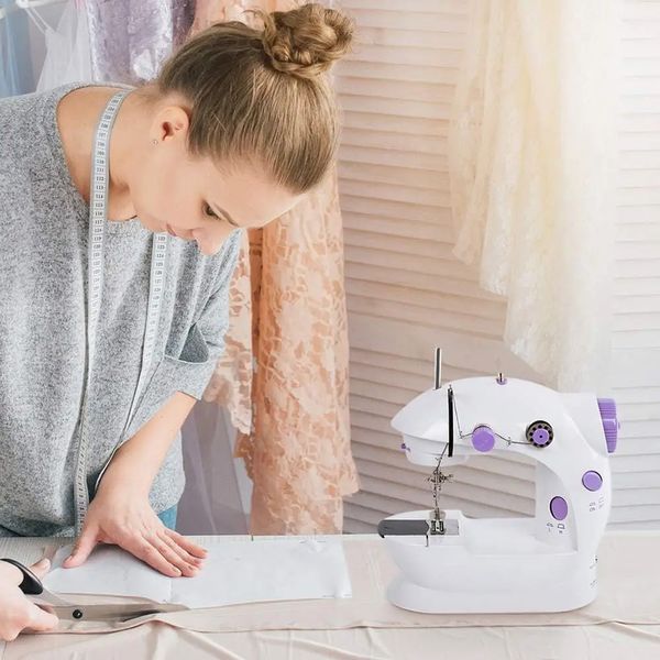 Швейна машинка 250 Вт, Mini Sewing SM202A / Домашня міні машинка для шиття з педаллю 234571486 фото