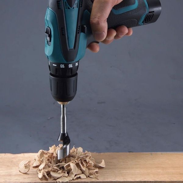 Аккумуляторный шуруповерт с набором бит и 2 аккумуляторами 12V / Электрический шуруповерт в кейсе 234569666 фото Аккумуляторный шуруповерт с набором бит и 2 аккумуляторами 12V / Электрический шуруповерт в кейсе 234569666 фото